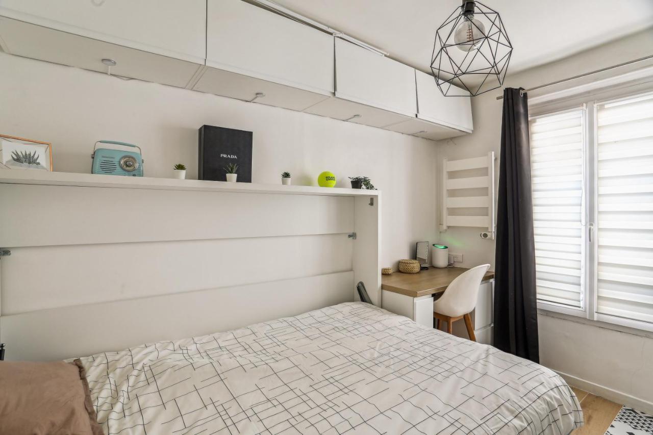 Small Comfortable Studio Near Eiffel Tower Paris Exteriör bild