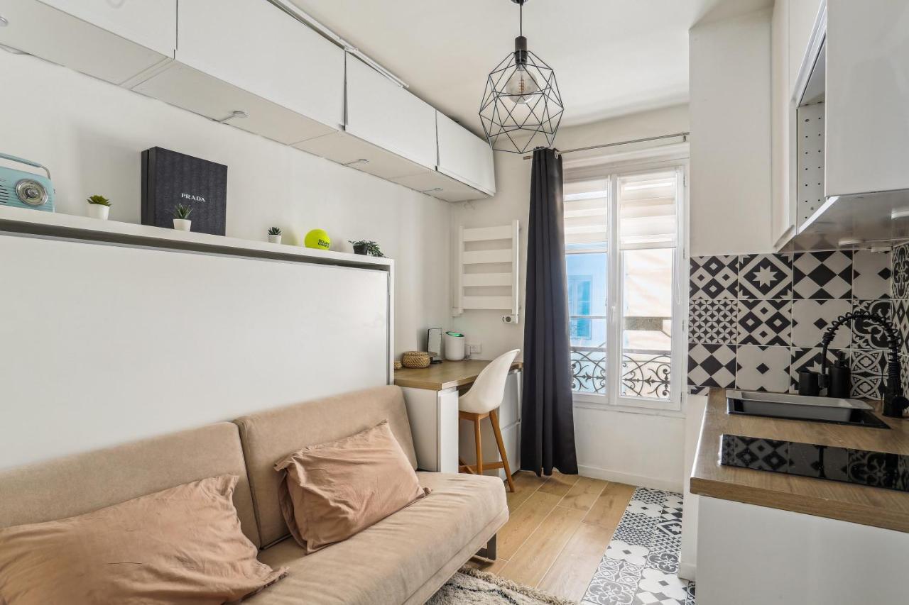 Small Comfortable Studio Near Eiffel Tower Paris Exteriör bild
